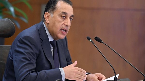 رئيس الوزراء يتفقد سير العمل بعددٍ من المشروعات الخدمية والتنموية فى البحيرة