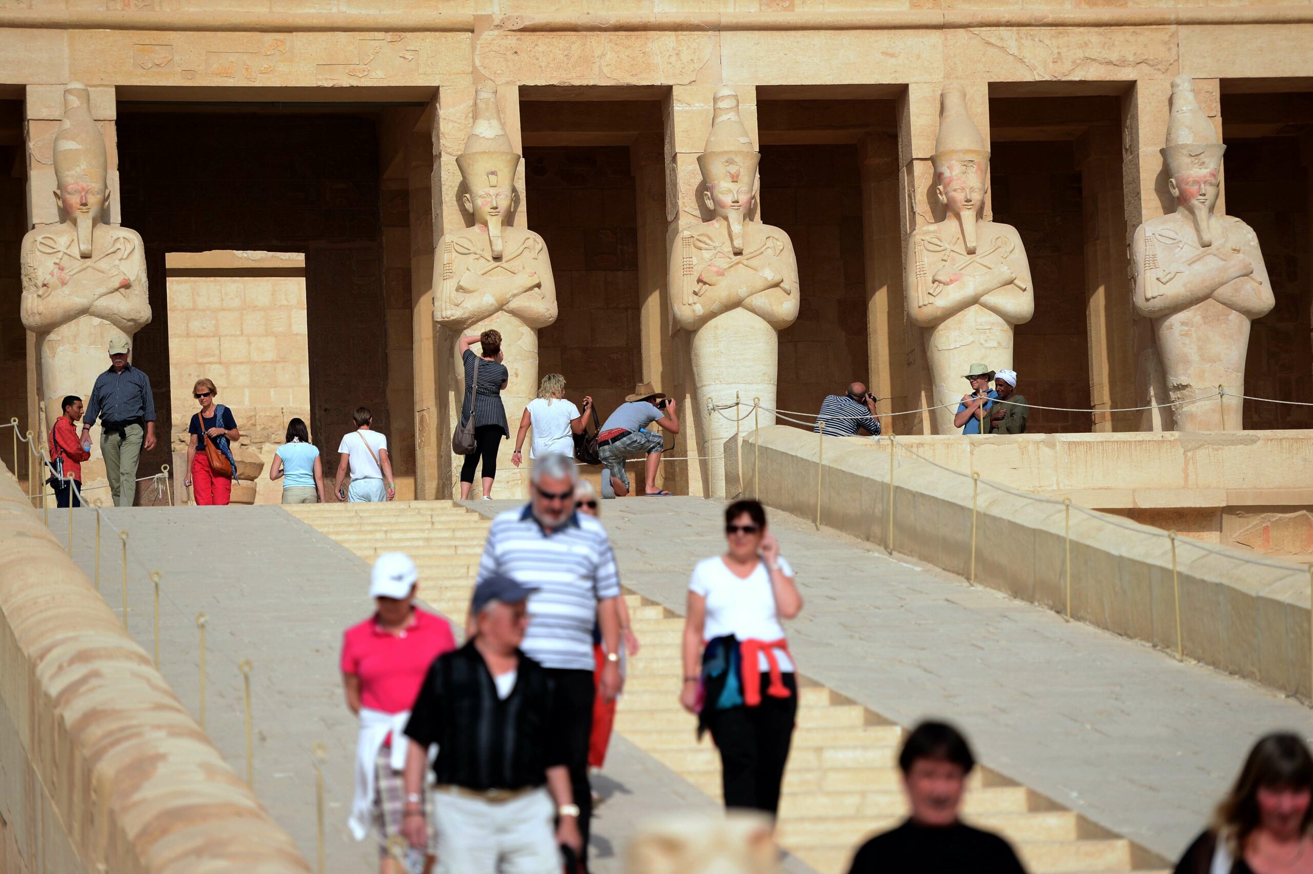 السياحة الوافدة إلى مصر تسجل نموًا بـ26% في أول 5 أشهر من 2025