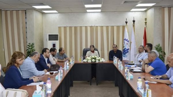 مسئولو جهاز مدينة السويس الجديدة يستقبلون مجموعة من مستثمري الحي الصناعي