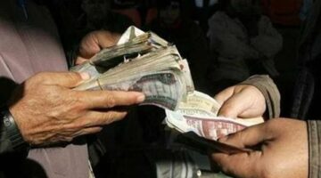 انتحل صفة قاضي.. القبض على نصاب بحوزته أختام وزارات ومستندات مزورة