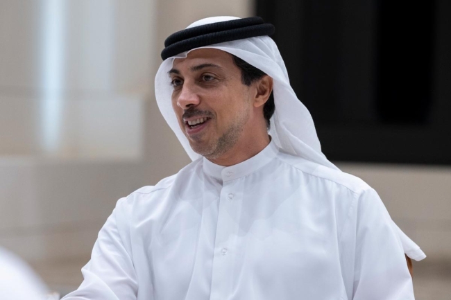نائب رئيس الإمارات يصل الكويت في زيارة رسمية