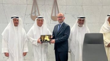 بورسلي يبحث مع سفير فرنسا التعاون في مجالي القضاء والقانون