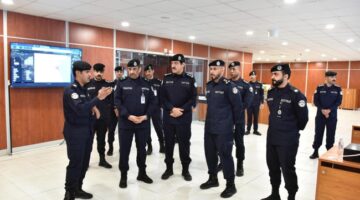 اللواء العدواني يتفقد إدارتي «العمليات» و«المرور»