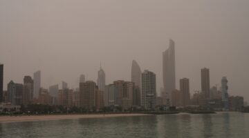 «الأرصاد»: رياح نشطة مثيرة للغبار حتى المساء