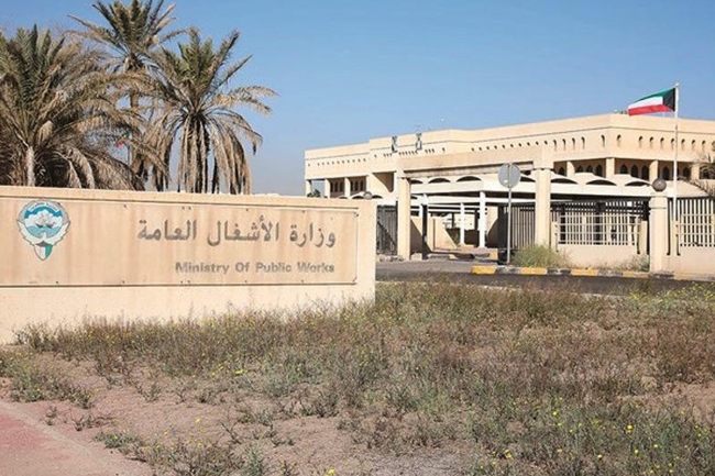 «الأشغال»: تلقينا 2222 بلاغاً خلال مايو