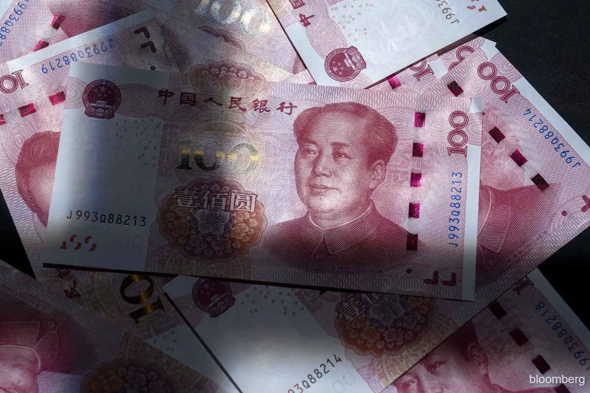 اليوان يلامس أدنى مستوى في أسبوع مقابل الدولار – وطني