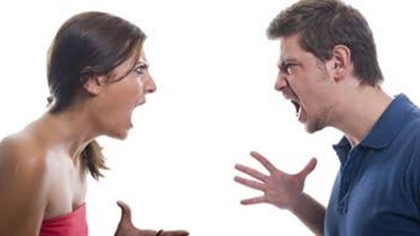 زوجتي أوقات بتعلي صوتها عليَّ إزاي أتعامل معاها؟.. عضو بمركز الأزهر تجيب