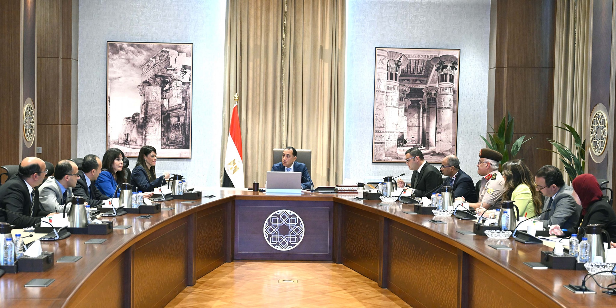 رئيس الوزراء يتابع موقف تمويل مشروعات المبادرة الرئاسية “حياة كريمة” – وطني