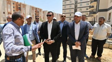 وزير الإسكان يتفقد المركز التكنولوجى بمدينة بدر ويتابع موقف المشروعات بالمدينة – وطني