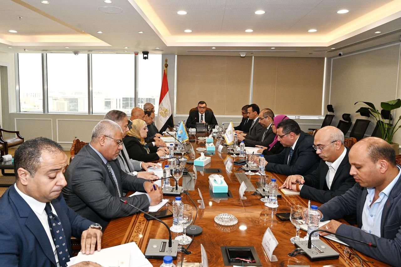 وزير الإسكان: نحتاج إلى آلية تنظيمية لعمل المسوقين العقاريين في مصر