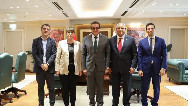 وزير الصحة يستقبل المنسق المقيم للأمم المتحدة بمصر والمدير الإقليمي لمنظمة فاو