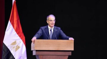 وزير الاتصالات: مصر ستظل سباقة في تبني التطورات التكنولوجية والتقنية