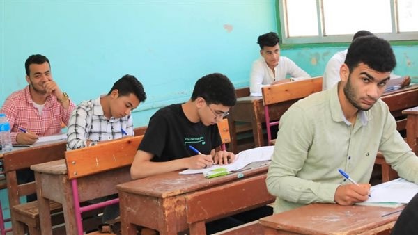 قبل انطلاق امتحانات الثانوية العامة الأحد.. محظورات تعليمية ونفسية يجب تجنبها