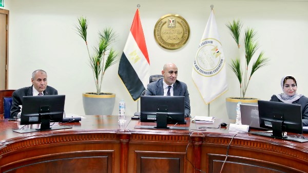 قرار عاجل من وزير التعليم بعد الأحداث الإقليمية والدولية الأخيرة .. تفاصيل