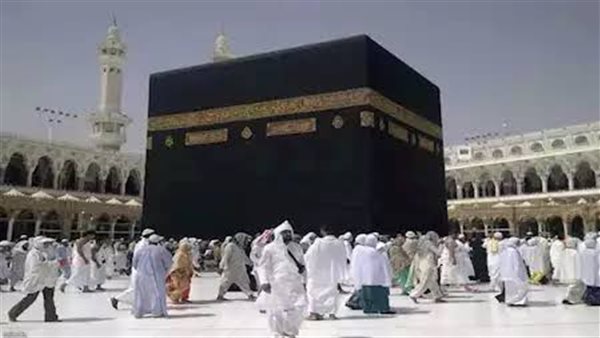 السعودية تُعلن غدا فتح تأشيرات العمرة للراغبين من خارج المملكة
