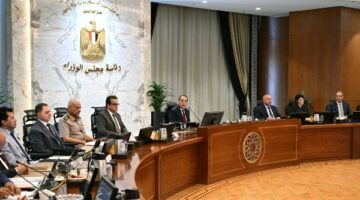 استصدار قانون بمنح التزام تمويل وتصميم وبناء وإدارة وتشغيل البنية الفوقية لمحطة دحرجة “رورو”