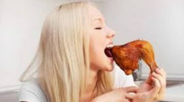 لا ترميه ابدا .. جزء بالدجاجة كلها بروتين وحديد وكالسيوم