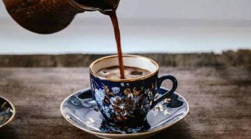 هل القهوة ترفع الضغط؟ خبراء يوضحون الحقيقة الكاملة