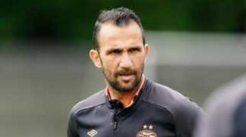 مفاوضات جادة وتردد.. هل يقود المغربي عادل رمزي الزمالك؟
