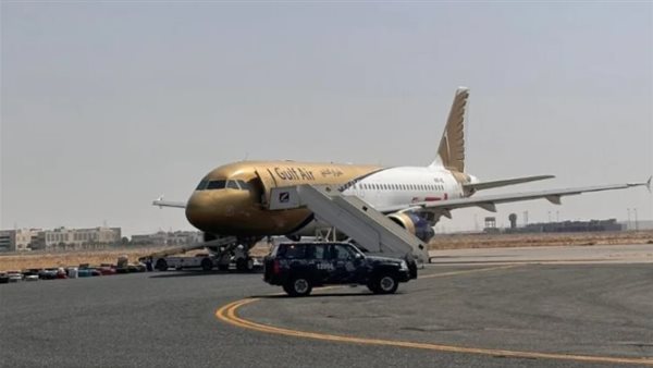 “الطيران المدني” يكشف حقيقة وجود قنبلة بطائرة الخليج.. تفاصيل