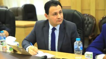 عضو بـ”مجلس المحامين” يدعو إلى المشاركة بكثافة في “جمعية الرسوم القضائية”
