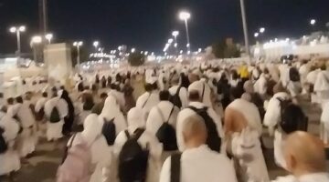 رمي للجمرات وطواف الإفاضة.. وداع مكة يطوف بالروح في فلك البيت العتيق
