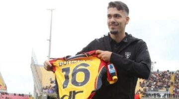 في عمر الـ23.. لاعب برشلونة السابق يعتزل كرة القدم