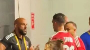 ممنوع الاقتراب والتصوير.. حارس ميسي يحرج ثنائي الأهلي