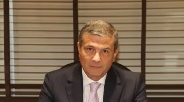 وزير الزراعة يوجه الشكر إلى كافة القطاعات الخدمية والإنتاجية لجهودهم في استمرار تقديم الخدمات خلال إجازة العيد
