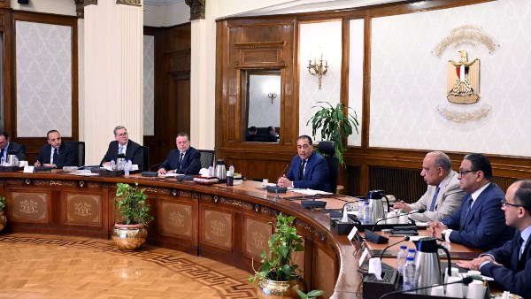خطة تحرك لتأمين الاحتياجات من المواد البترولية والغاز