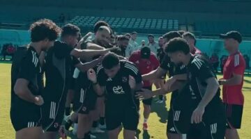 ترحيب قوي من لاعبي الأهلي بـ زيزو في المران الصباحي اليوم بأمريكا.. صور