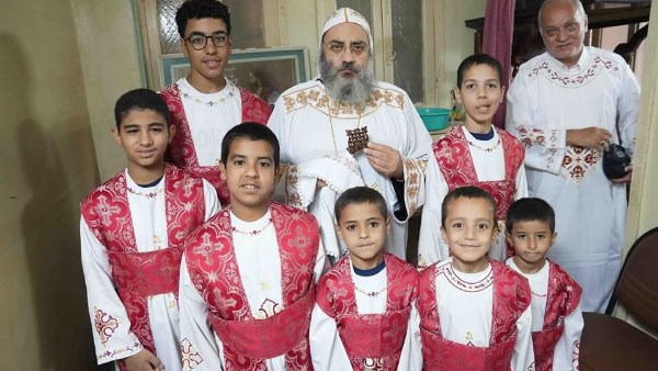 رسامة شمامسة بأبوقرقاص على يد الأنبا فيلوباتير أسقف الإيبارشية