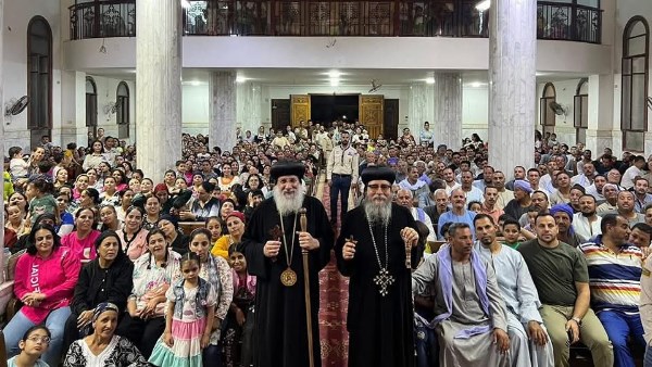 احتفالات عيد أباهور البهجوري في كنيسته بسوادة.. صور
