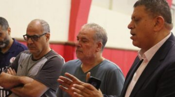 رئيس اتحاد اليد يحفز منتخب الناشئين قبل السفر إلي كرواتيا وصربيا استعدادا للمونديال