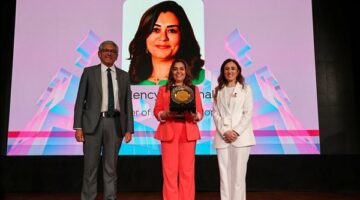 وزيرة التنمية المحلية تشارك فى مؤتمر بكلية التعليم المستمر بالجامعة الأمريكية بالقاهرة