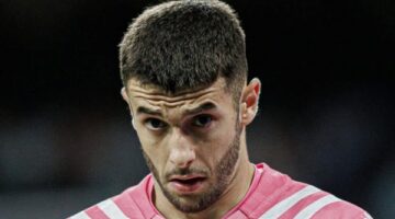برشلونة يعلن التعاقد مع الحارس جوان جارسيا