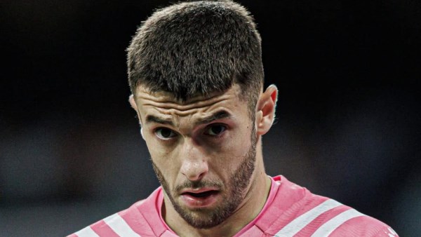 برشلونة يعلن التعاقد مع الحارس جوان جارسيا