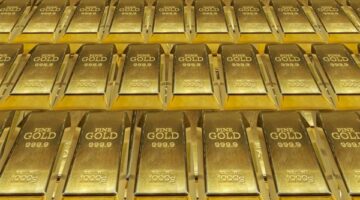 تراجع أسعار الذهب في مصر رغم الصعود العالمي.. وعيار 21 يسجل 4705 جنيهات للشراء
