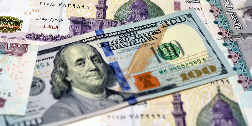سعر الدولار في مصر يقفز إلى 51 جنيهًا للبيع