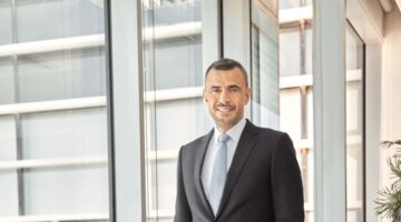 رئيس «إى إف چى» التنفيذى لـ”البورصة”: تطبيق ضريبة الدمغة سينعش التداولات فى البورصة المصرية