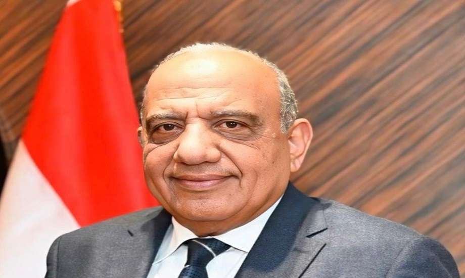 فرق طوارئ إضافية.. قرار عاجل من وزير الكهرباء لعدم قطع الكهرباء طوال الصيف