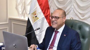 500 منحة مجانية.. وزير العمل يزف بشرى سارة للمواطنين