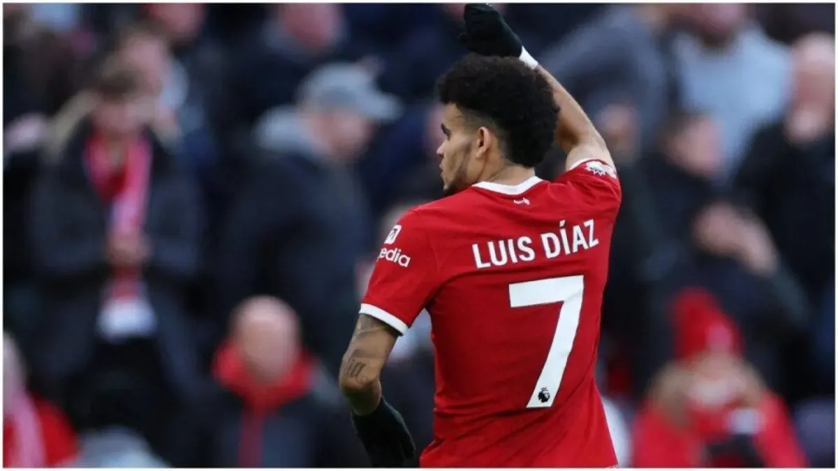 هل ينبغي على ليفربول بيع لويس دياز؟