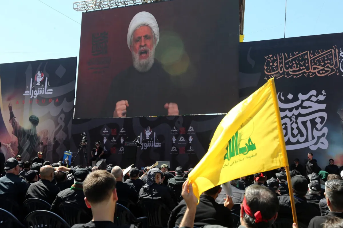 «حزب الله» يتمنّع عن تسليم السلاح