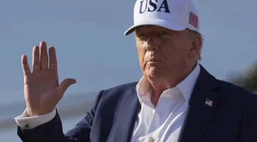 هدّد برسوم جمركية 10 %… ترمب يتوعد الدول التي تتبنى سياسات «بريكس»