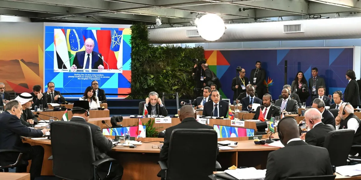 ما تأثير تهديدات الرئيس الأميركي لـ«بريكس» على مصر؟
