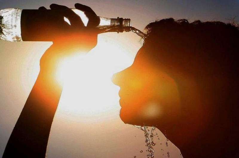 حار رطب.. الأرصاد تكشف توقعاتها لطقس اليوم