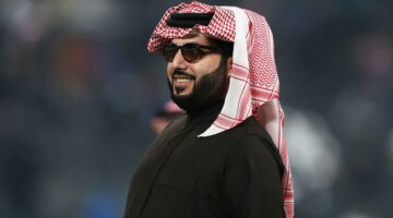 أول تعليق من تركي آل الشيخ بعد فوز الهلال التاريخي على مانشستر سيتي: هذا وصيف العالم وزعيم نصف الأرض