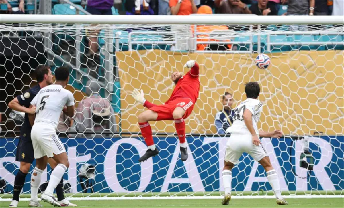رجل مباراة ريال مدريد ويوفنتوس في كأس العالم للأندية