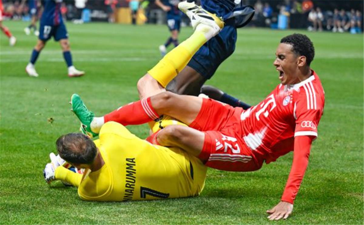 بعدما تسبب في إصابته.. جمال موسيالا يرد على تمنيات دوناروما له بالشفاء